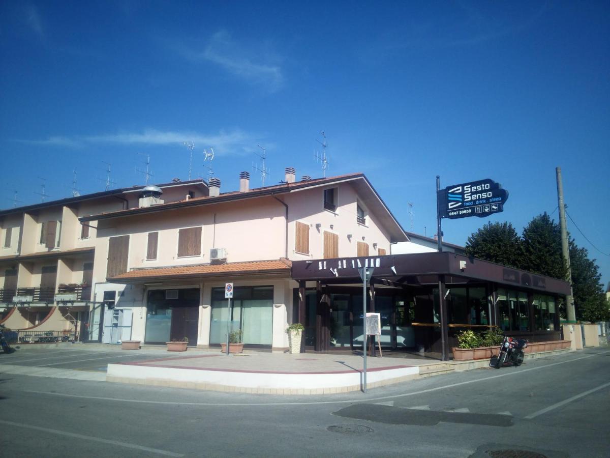 Sestosenso Food Drink Sleep Ristorante Pizzeria Alloggi Чезена Экстерьер фото